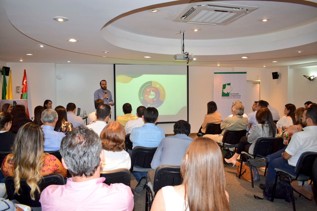 SOCIALIZACIÓN PLAN REGIONAL DE COMPETITIVIDAD DE SANTANDER 2018 - 2032